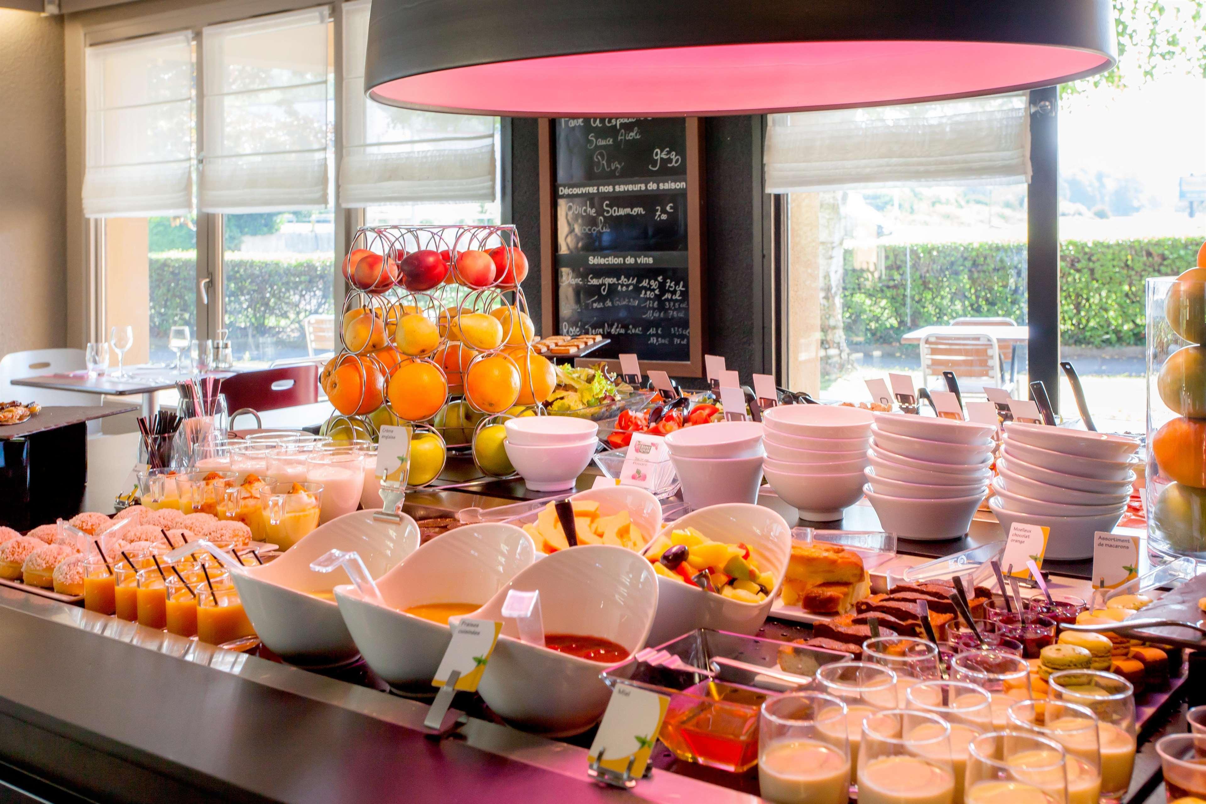 Hotel Restaurant Campanile Aurillac Dış mekan fotoğraf
