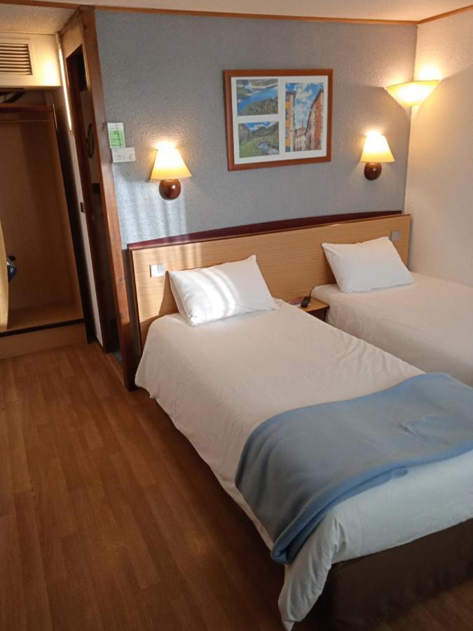 Hotel Restaurant Campanile Aurillac Dış mekan fotoğraf